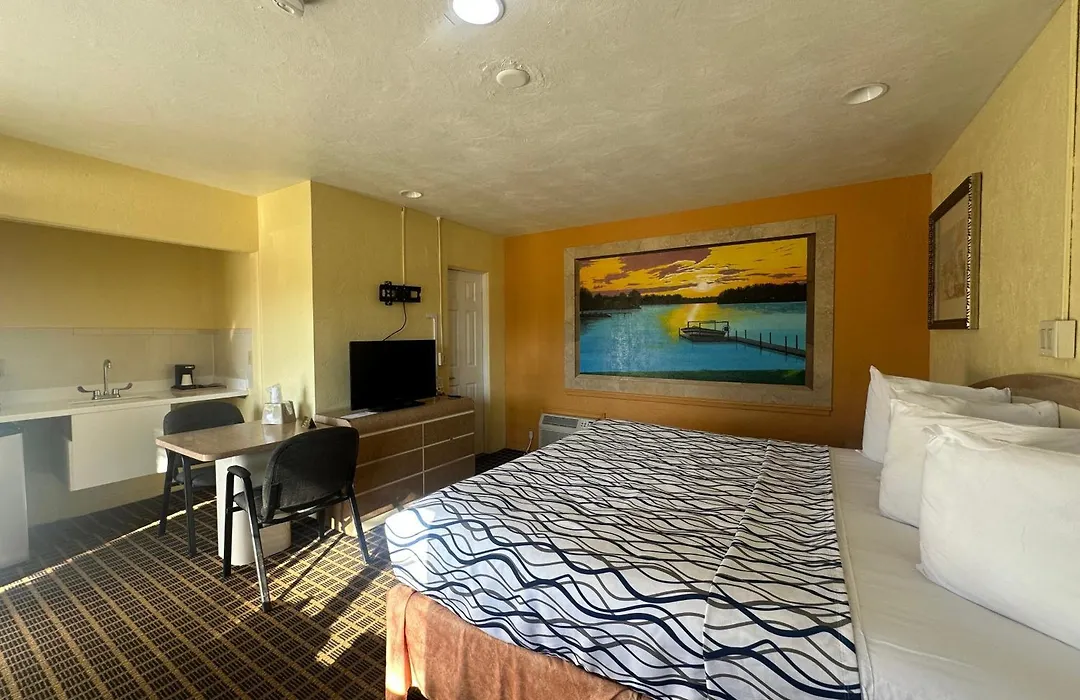 Super Inn By Oyo Daytona Beach Near Airport-1